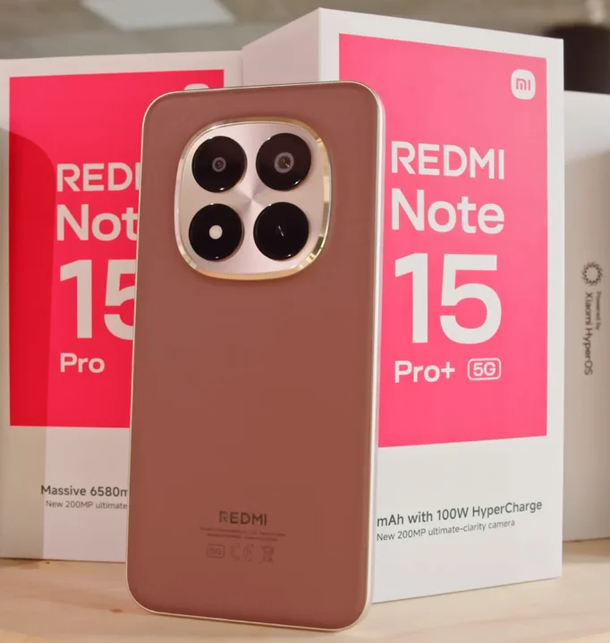 مواصفات Xiaomi Redmi Note 15 Pro Plus 5G الكاملة السعر والمميزات والعيوب 4 محتويات علبة Xiaomi Redmi Note 15 Pro+ 5G