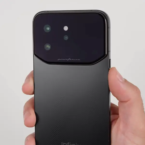 مواصفات Infinix Note 60 Ultra بالتفصيل المميزات والعيوب انفنكس هوت 60 الترا 4 شكل كاميرا Infinix Note 60 Ultra